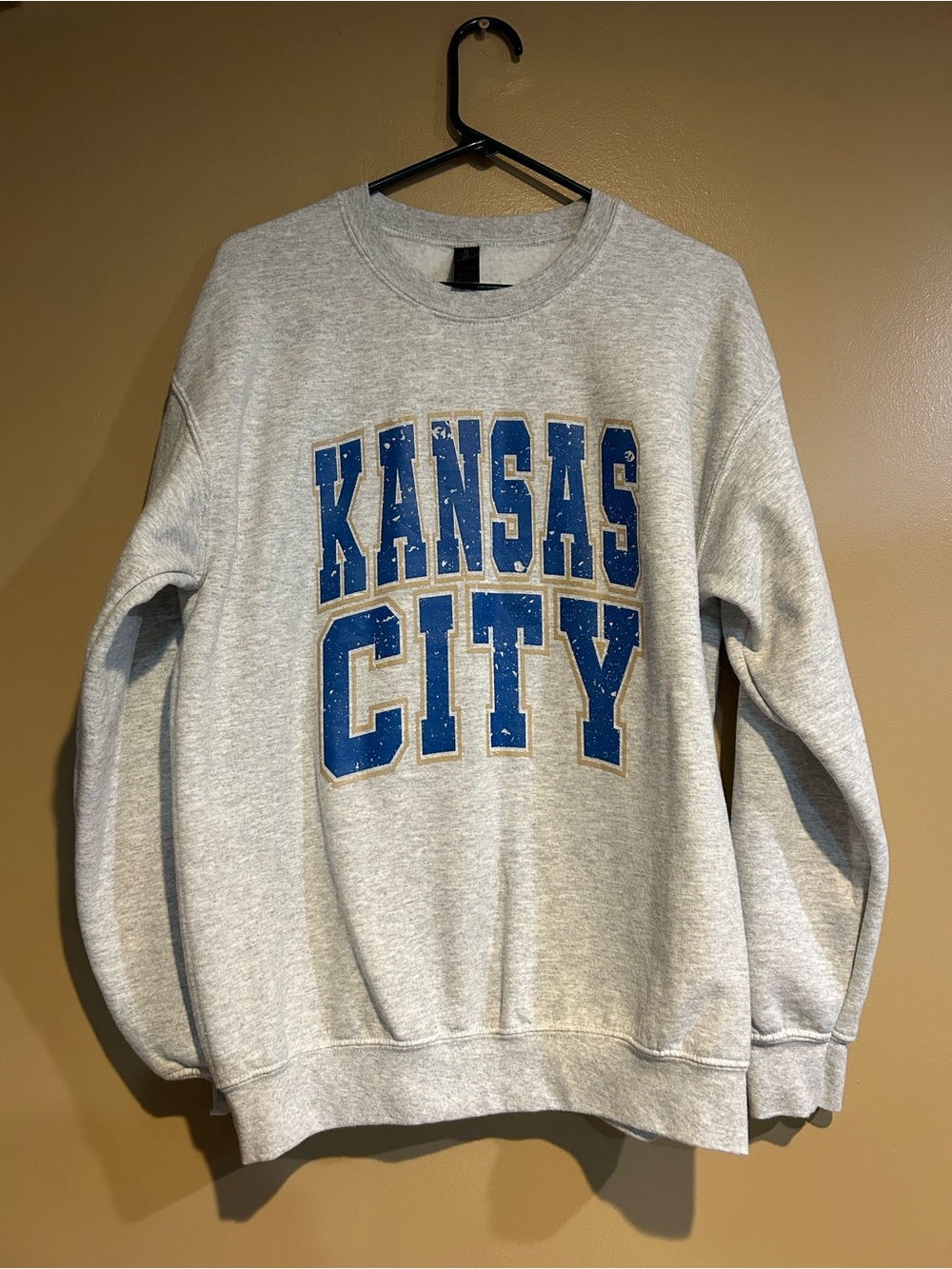 Gildan Light Gray Crewneck Kansas City oversized Sweatshirt